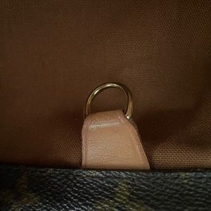 🌷100% REAL🌷 Louis Vuitton Tote 😽